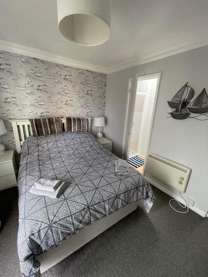 Villa Sea View 3-Bed Heated Pool Eat Bar Kids Park Lowestoft Esterno foto